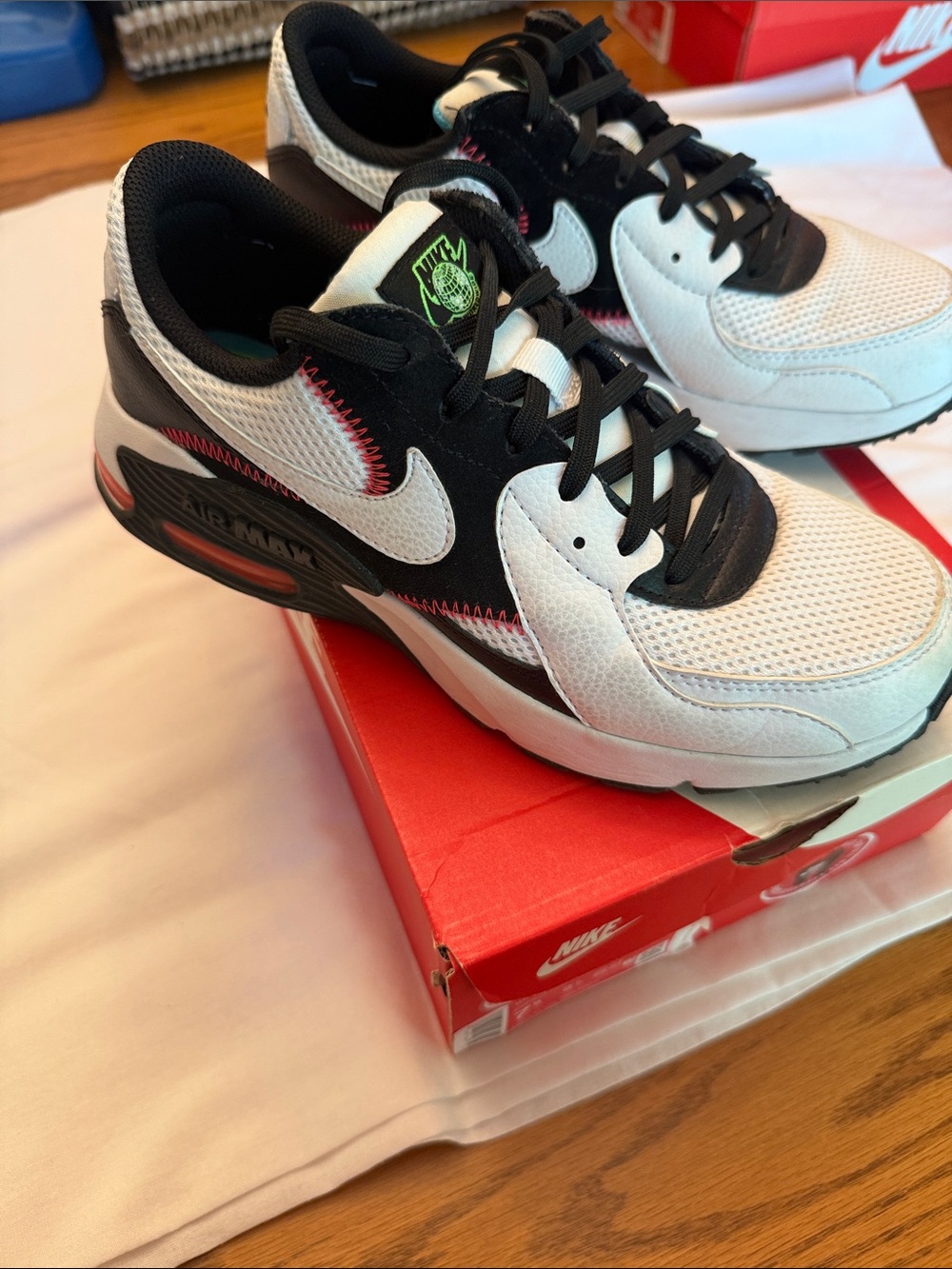 Nike Women's White, Black & Pink Athletic Sneakers